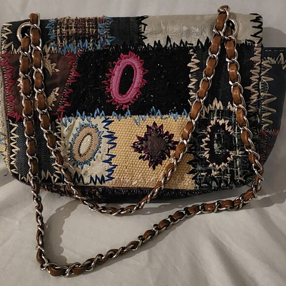 Rare 2012 Chanel Medium Denim Patchwork Flap Bag - A Collector's Treasure. - Picture 4 of 12